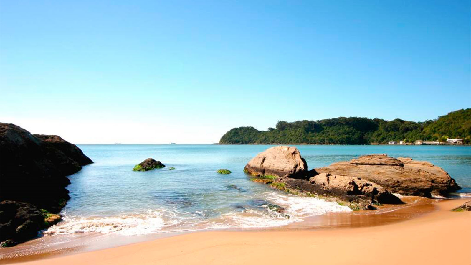 Praia de Cabeçudas – Belezas naturais e valorização imobiliária